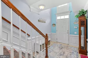 211 Great Laurel Square SE, Leesburg, VA 20175 - Photo 4