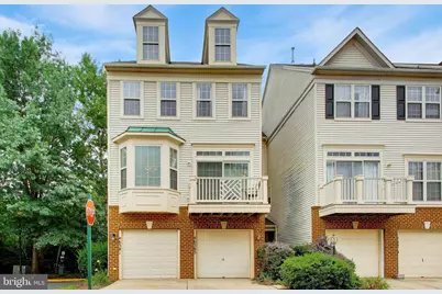 46383 Pryor Square, Sterling, VA 20165 - Photo 2