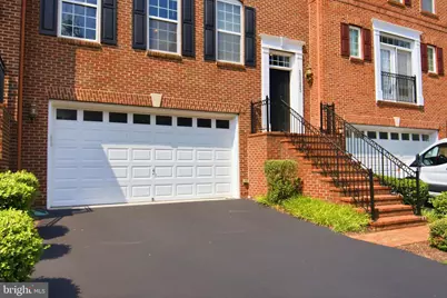 20283 Center Brook Square, Sterling, VA 20165 - Photo 2