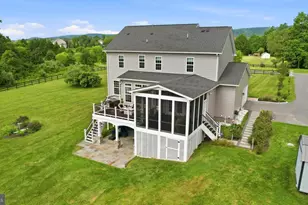 12720 Snowbird Ct, Lovettsville, VA 20180 - Photo 10