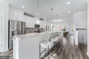 20721 Heron Landing Dr, Sterling, VA 20166 - Photo 6