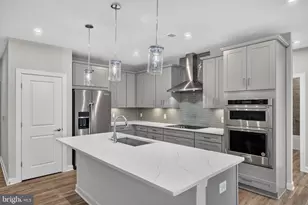 21630 Hawksbill High Cir, Sterling, VA 20164 - Photo 1