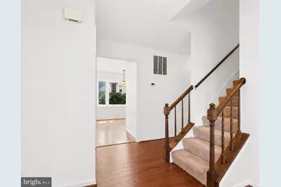 203 Markwood Drive, Sterling, VA 20165 - Photo 2