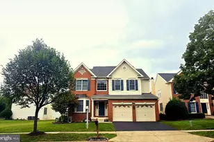 25812 Leonard Dr, Chantilly, VA 20152 - Photo 1