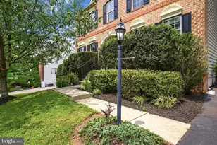 21054 Hooded Crow Dr, Leesburg, VA 20175 - Photo 4