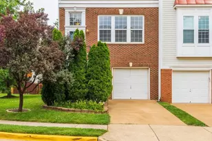 43794 Virginia Manor Terrace, Ashburn, VA 20148 - Photo 2