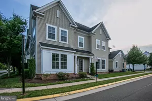 20846 Ashburn Heights Dr, Ashburn, VA 20148 - Photo 4