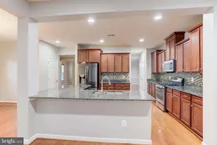 20846 Ashburn Heights Dr, Ashburn, VA 20148 - Photo 14