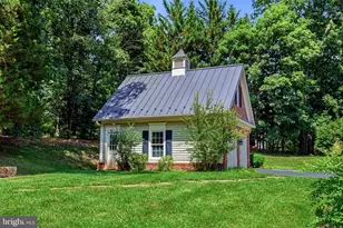 1176 Hawling Pl SW, Leesburg, VA 20175 - Photo 72