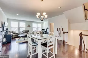 42440 Dogwood Glen Square, Sterling, VA 20166 - Photo 10