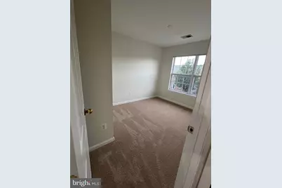 45515 Lakemont Square, Sterling, VA 20165 - Photo 22