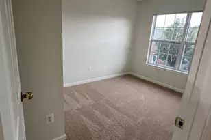 45515 Lakemont Square, Sterling, VA 20165 - Photo 22