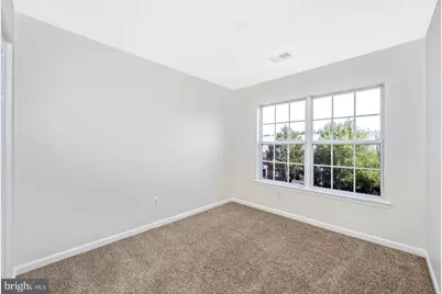 45515 Lakemont Square, Sterling, VA 20165 - Photo 26
