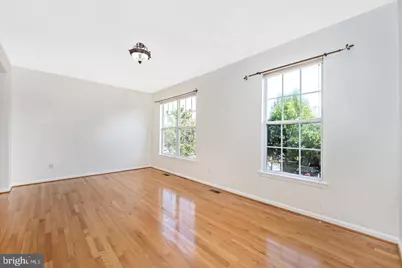 45515 Lakemont Square, Sterling, VA 20165 - Photo 6