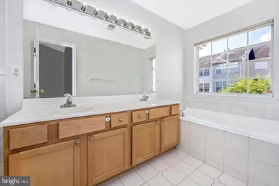 45515 Lakemont Square, Sterling, VA 20165 - Photo 12