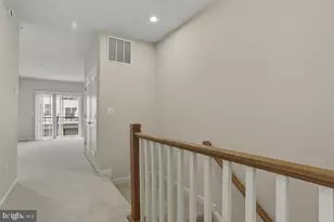 20280 Newfoundland Sq, Ashburn, VA 20147 - Photo 16