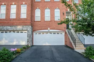 43276 Mitcham Square, Ashburn, VA 20148 - Photo 4