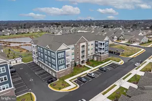 21630 Hawksbill High Cir, Sterling, VA 20164 - Photo 58