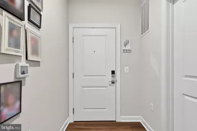 21630 Hawksbill High Circle #204, Sterling, VA 20164 - Photo 6
