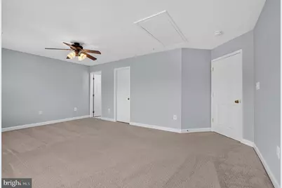 25670 S Village Drive, Chantilly, VA 20152 - Photo 30