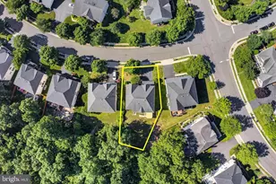 25670 S Village Dr, Chantilly, VA 20152 - Photo 4