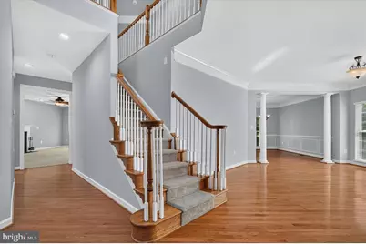 25670 S Village Drive, Chantilly, VA 20152 - Photo 8