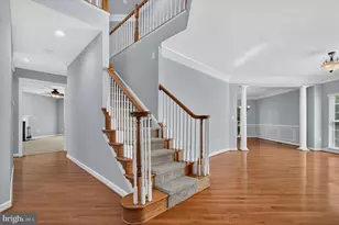 25670 S Village Dr, Chantilly, VA 20152 - Photo 8