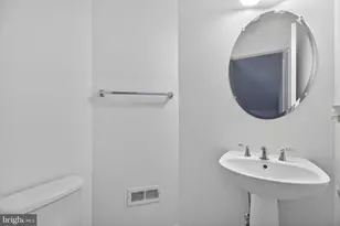 23149 Flora Mure Dr, Ashburn, VA 20148 - Photo 12