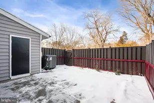 30 Carolina Ct, Sterling, VA 20164 - Photo 32