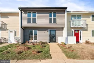 30 Carolina Ct, Sterling, VA 20164 - Photo 1