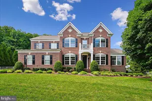 16119 Turning Leaf Ln, Leesburg, VA 20176 - Photo 2