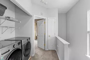 21785 Dragons Green Square, Ashburn, VA 20147 - Photo 18