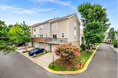 21785 Dragons Green Square #21785, Ashburn, VA 20147 - Photo 34