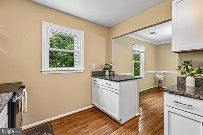 910 Sherwood Court, Sterling, VA 20164 - Photo 16