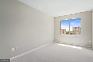 19365 Cypress Ridge Terrace, Leesburg, VA 20176 - Photo 20