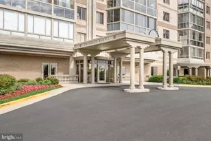 19365 Cypress Ridge Terrace, Leesburg, VA 20176 - Photo 1