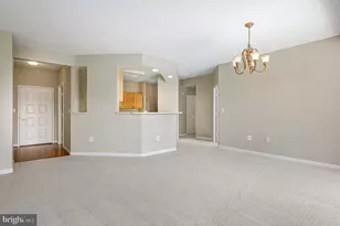 19365 Cypress Ridge Terrace, Leesburg, VA 20176 - Photo 2