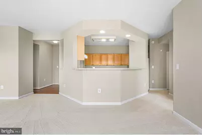 19365 Cypress Ridge Terrace #615, Leesburg, VA 20176 - Photo 4