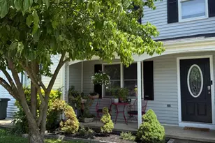 34 Park Pl, Lovettsville, VA 20180 - Photo 1