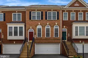 21829 Ladyslipper Sq, Ashburn, VA 20147 - Photo 4
