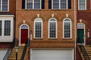 21829 Ladyslipper Sq, Ashburn, VA 20147 - Photo 2