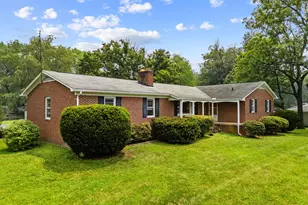 3 S Hughes St, Hamilton, VA 20158 - Photo 2