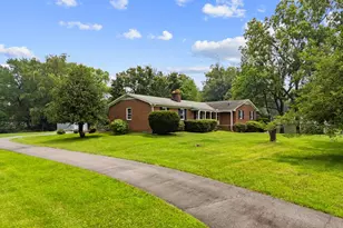 3 S Hughes St, Hamilton, VA 20158 - Photo 4