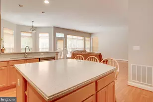 42718 Explorer, Ashburn, VA 20148 - Photo 8
