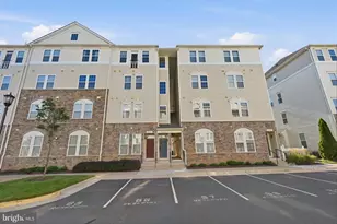 24678 Byrne Meadow Square, Aldie, VA 20105 - Photo 1