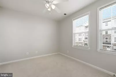 24678 Byrne Meadow Square, Aldie, VA 20105 - Photo 18