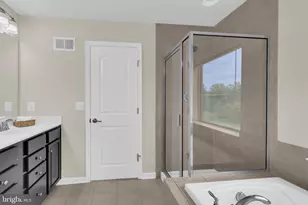 25284 Arrowroot Terrace, Chantilly, VA 20152 - Photo 20