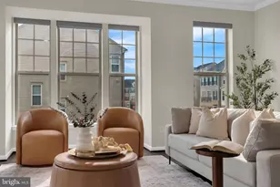 25284 Arrowroot Terrace, Chantilly, VA 20152 - Photo 8