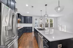 42302 Crawford Ter, Brambleton, VA 20148 - Photo 10