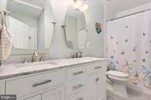 43134 Watercrest Square, Chantilly, VA 20152 - Photo 4